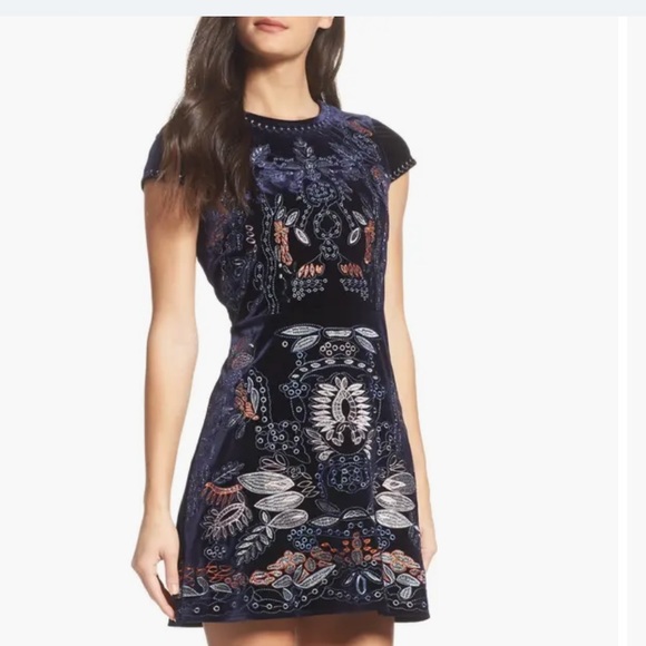 Anthropologie Dresses & Skirts - Foxidox Embroidered Velvet sheath dress Navy short sleeve whimsigoth NWT